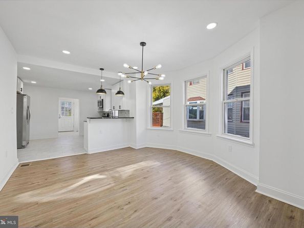 211 Cedar Avenue, Holmes PA 19043