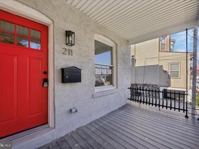 211 Cedar Avenue, Holmes PA 19043