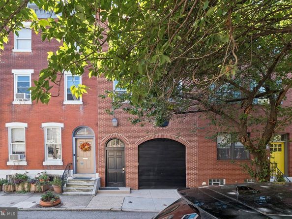 2010 Ogden Street, Philadelphia PA 19130