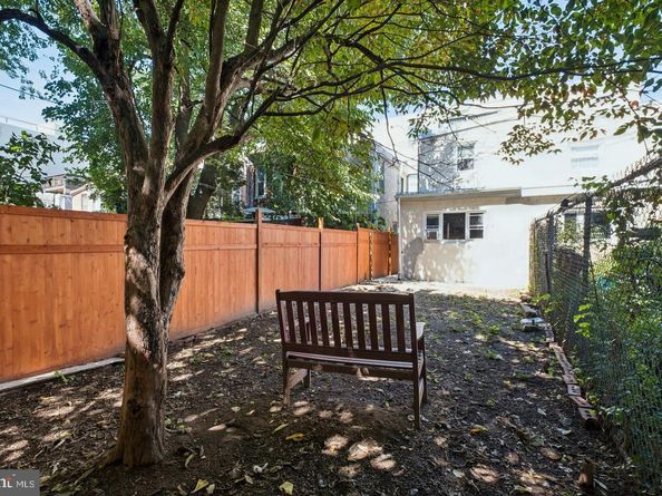 2010 Ogden Street, Philadelphia PA 19130