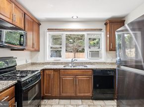 2010 Ogden Street, Philadelphia PA 19130