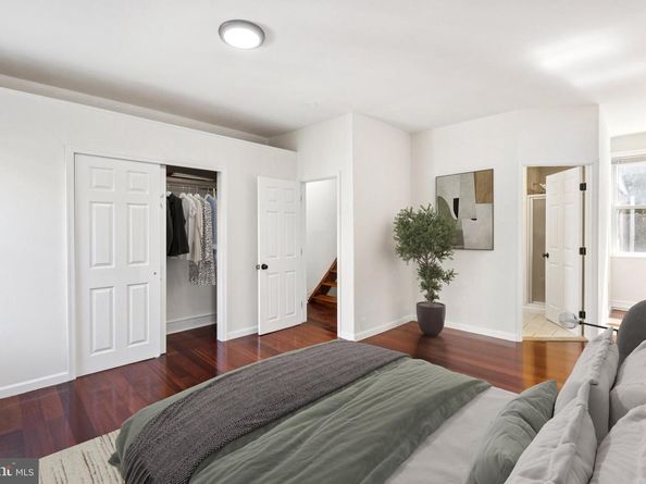 2010 Ogden Street, Philadelphia PA 19130