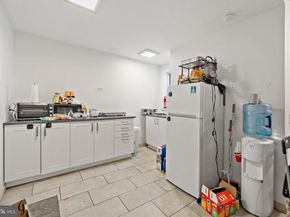 653 N 33rd Street, Philadelphia PA 19104