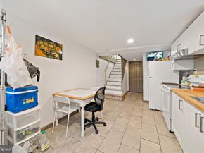 653 N 33rd Street, Philadelphia PA 19104