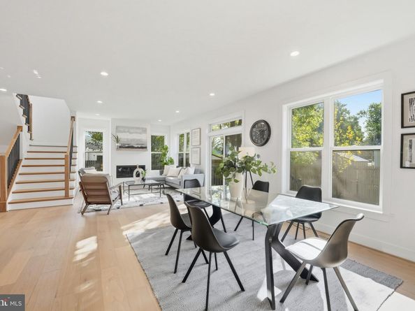 3218 Blundell Road, Falls Church VA 22042