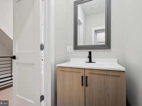 2027 W York Street, Philadelphia PA 19132