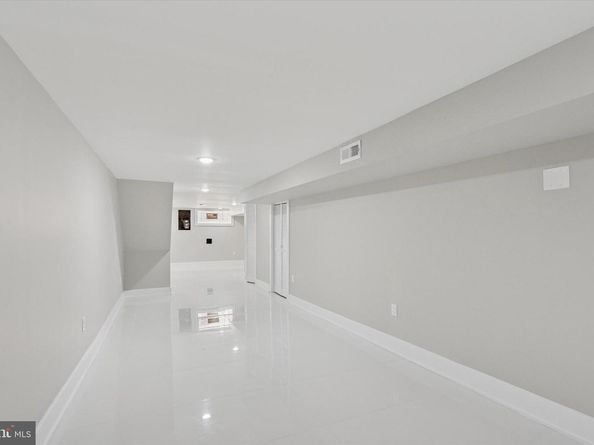 2027 W York Street, Philadelphia PA 19132