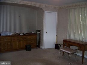 6484 Anderson Street, Philadelphia PA 19119