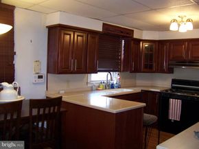 6484 Anderson Street, Philadelphia PA 19119