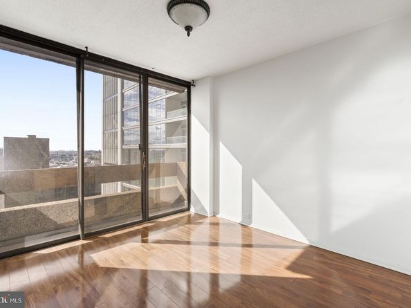 1326 Spruce Street 1506, Philadelphia PA 19107