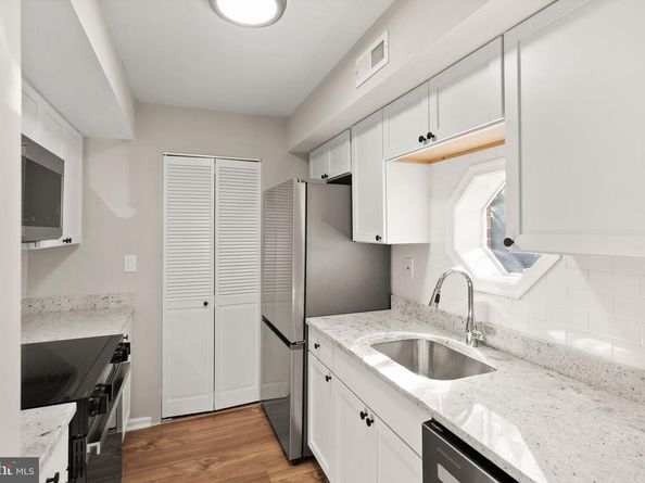 2592 S Arlington Mill Drive 7, Arlington VA 22206