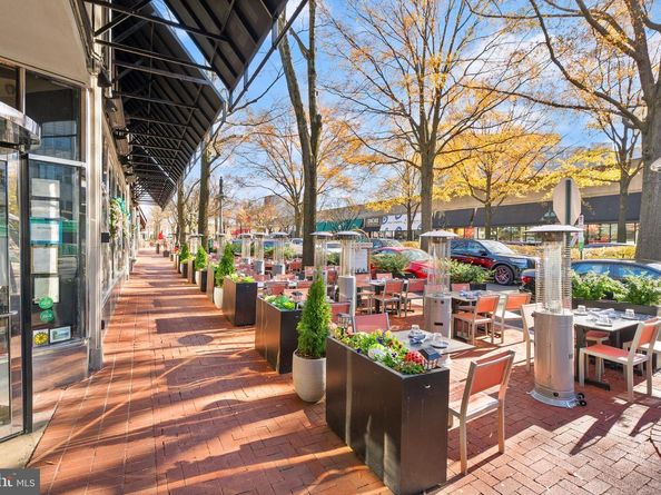 2592 S Arlington Mill Drive 7, Arlington VA 22206