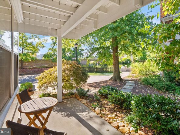 2592 S Arlington Mill Drive 7, Arlington VA 22206