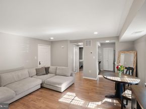 2592 S Arlington Mill Drive 7, Arlington VA 22206