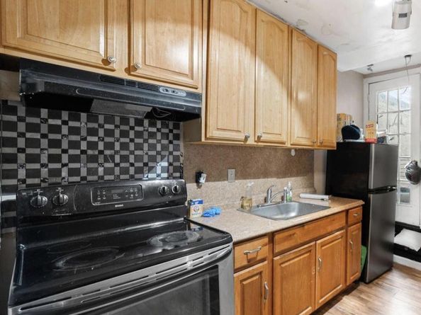 1932 N 31st Street, Philadelphia PA 19121