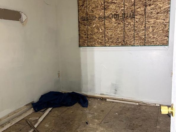 2468 N Dover Street, Philadelphia PA 19132