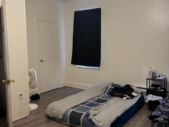 2542 N Front Street, Philadelphia PA 19133