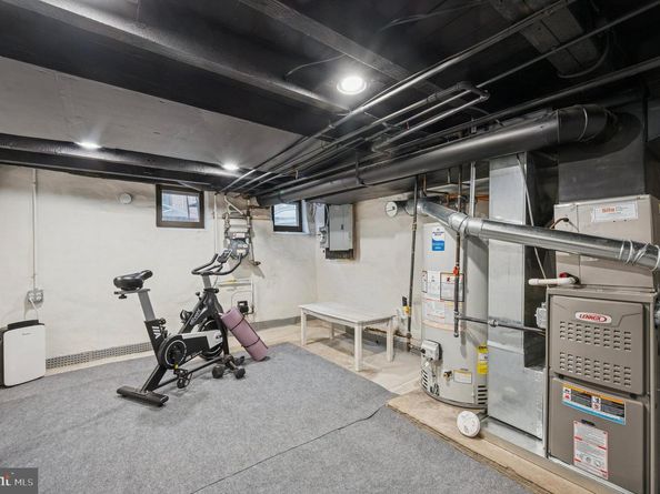 1523 S Clarion Street, Philadelphia PA 19147