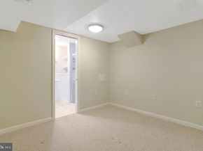 5210 25TH Place N, Arlington VA 22207