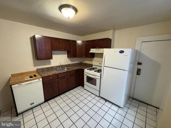 406 N 38TH Street, Philadelphia PA 19104