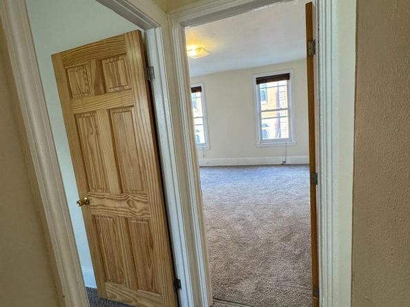 406 N 38TH Street, Philadelphia PA 19104