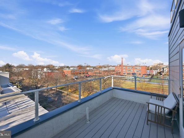 401 15TH Street SE 401, Washington DC 20003