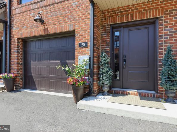 20 Sienna Place, Feasterville Trevose PA 19053