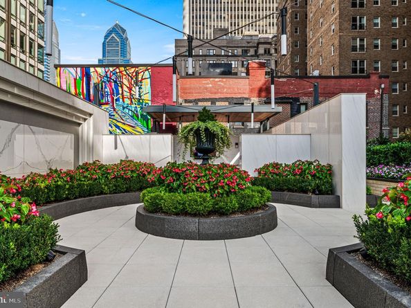 1911 Walnut Street PH 4701, Philadelphia PA 19103