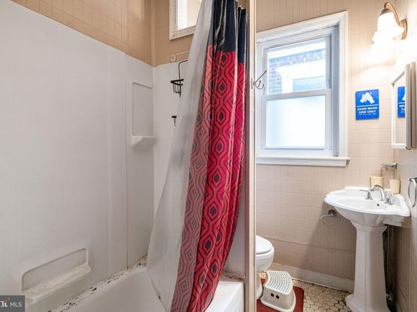 749 E Ontario Street, Philadelphia PA 19134