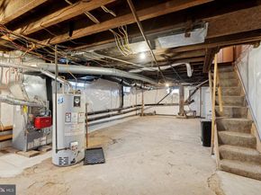 238 Kalos Street, Philadelphia PA 19128