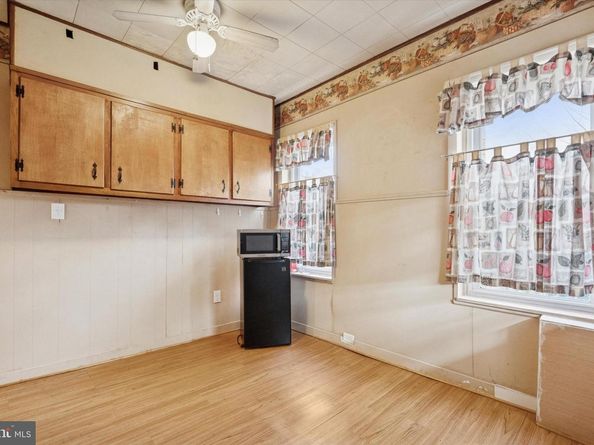 238 Kalos Street, Philadelphia PA 19128