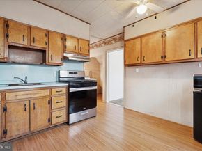 238 Kalos Street, Philadelphia PA 19128