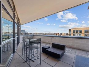 460 New York Avenue NW 1002, Washington DC 20001