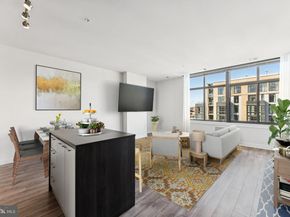 460 New York Avenue NW 1002, Washington DC 20001