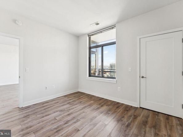 460 New York Avenue NW 1002, Washington DC 20001