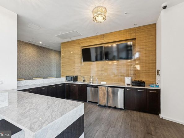 460 New York Avenue NW 1002, Washington DC 20001