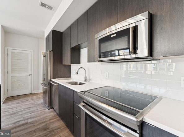 460 New York Avenue NW 1002, Washington DC 20001