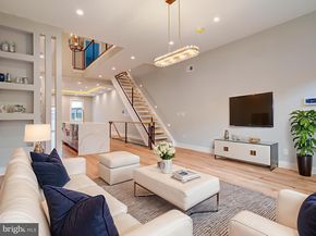 1019 E Palmer Street, Philadelphia PA 19125