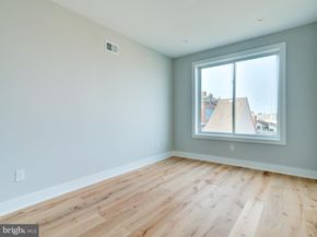 1019 E Palmer Street, Philadelphia PA 19125