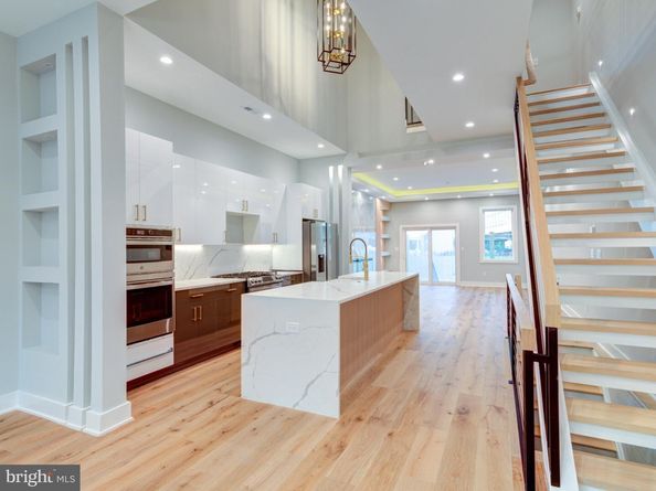 1019 E Palmer Street, Philadelphia PA 19125