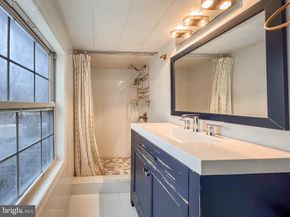 10 Makefield Road, Morrisville PA 19067