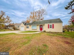 10 Makefield Road, Morrisville PA 19067