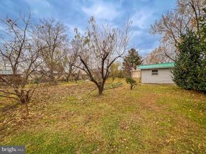 10 Makefield Road, Morrisville PA 19067