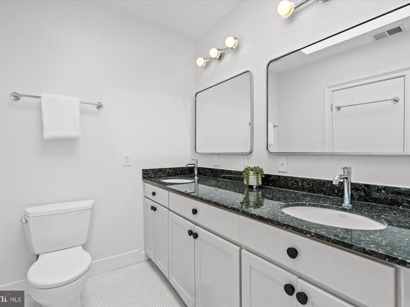 2145 N Street NW 3, Washington DC 20037