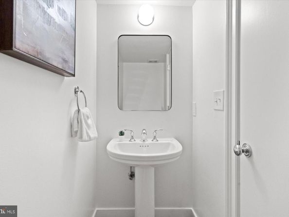 2145 N Street NW 3, Washington DC 20037