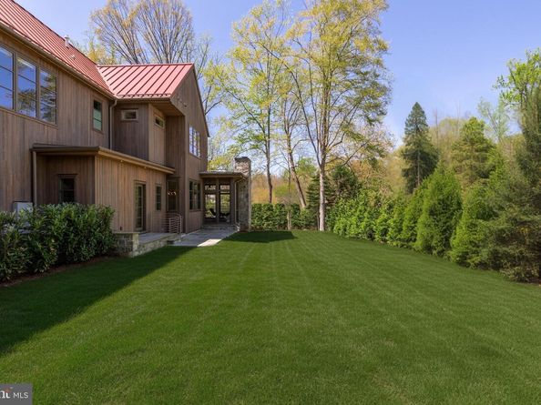 7027 Longwood Drive, Bethesda MD 20817