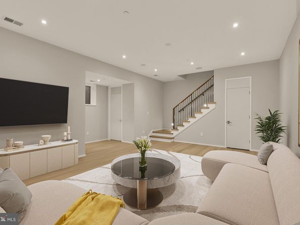 7027 Longwood Drive, Bethesda MD 20817