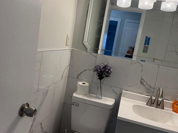 2500 N Van Dorn Street 1409, Alexandria VA 22302