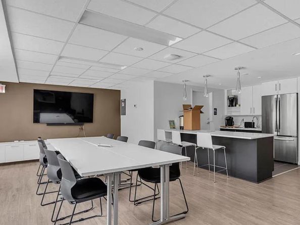 2500 N Van Dorn Street 1409, Alexandria VA 22302