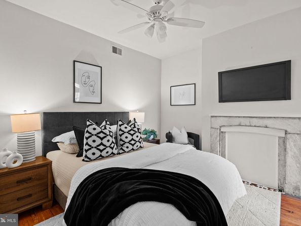 1708 Pine Street 3F, Philadelphia PA 19103